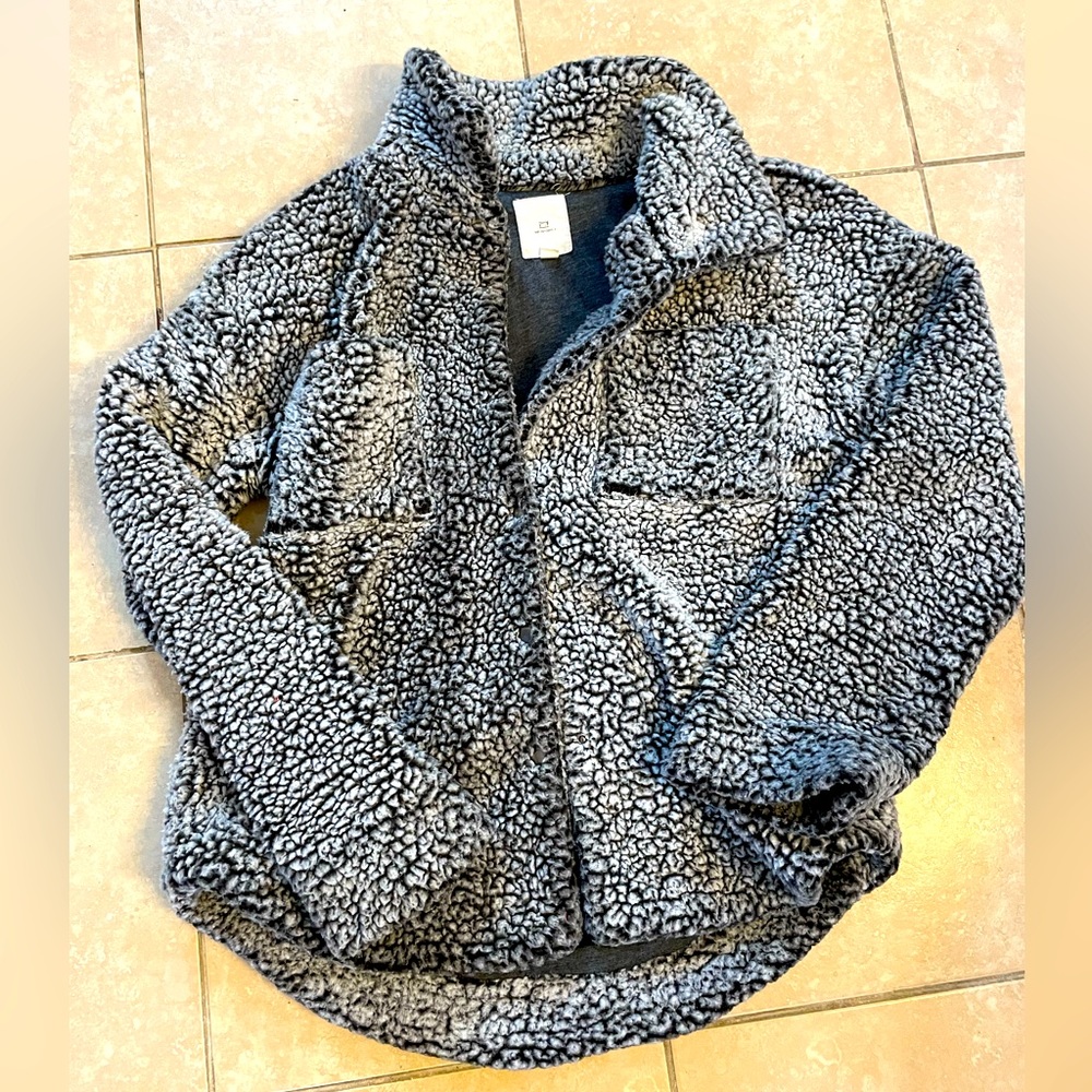 THREAD+SUPPLY W L Fluffy Button Up Jacket